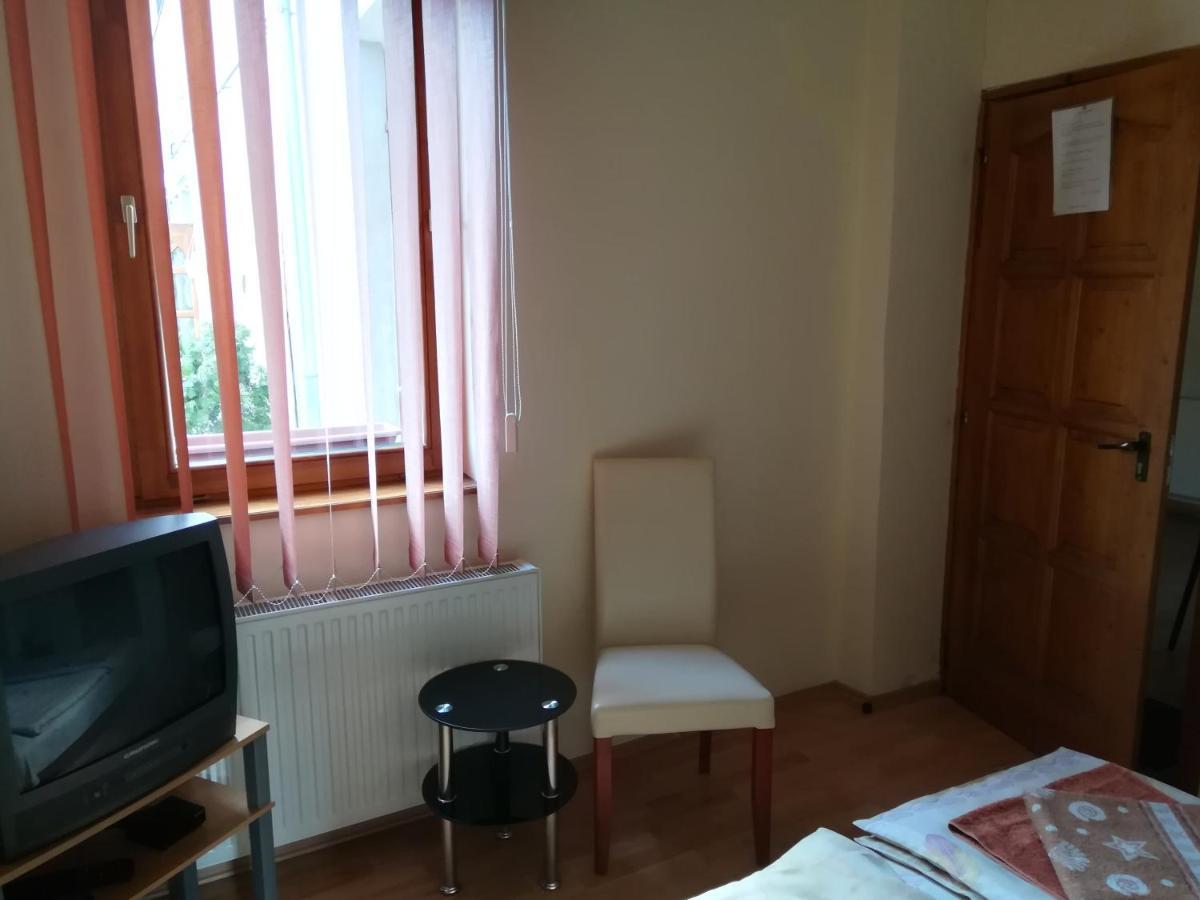 Szent Istvan Panzio Hodmezovasarhely Bagian luar foto